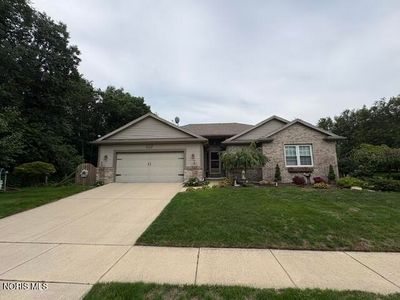 2103 Woodmere Ct
