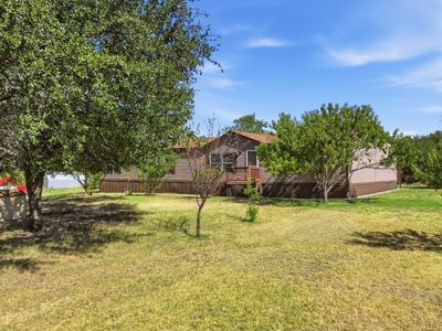 Property at 110 Draper Dr, Springtown, TX