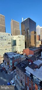 2101 Chestnut St APT 1105