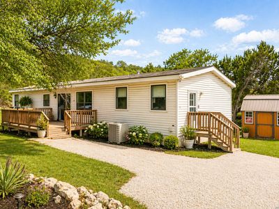 750 Regina Dr