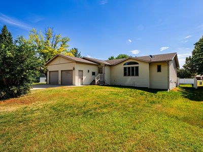 Property at 1105 Broadway St, Lisbon, ND