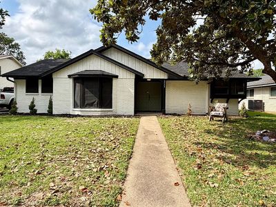 2009 N Palm Ct