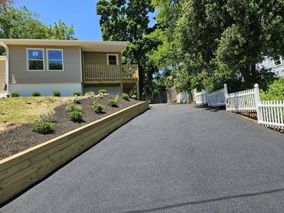 19 Dykes Park Rd