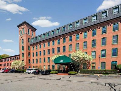 300 Front St APT 409