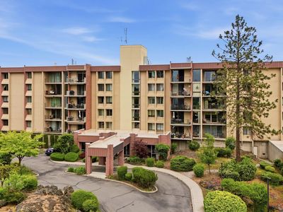 1311 S Westcliff Pl APT 605