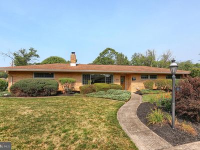 23 Columbia Dr
