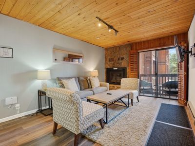 10 Jackson Hole Rd Windchimes 212 #212