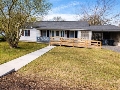 1141 W Fieldcrest Rd