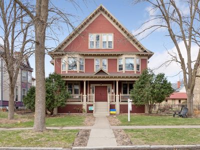 545 Ashland Ave APT 4