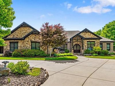 7313 Autumn Lake Dr