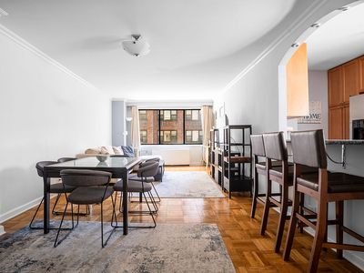 345 E 73rd St APT 2B