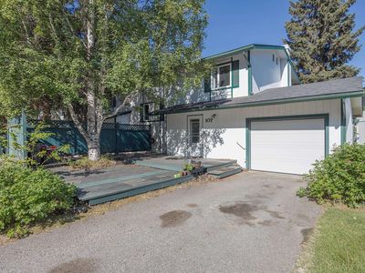 107 Hickory Dr
