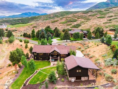2470 N River Meadows Ln
