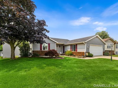 5809 Promise Dr SE
