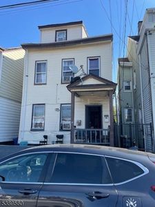 151 Beech St
