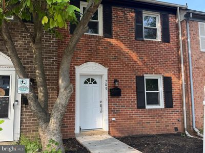 708 Olde Greenwich Cir