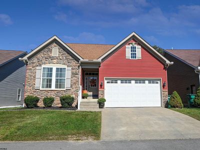 29 Woodbury Dr