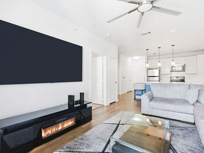 1900 Barton Springs Rd Unit 3035