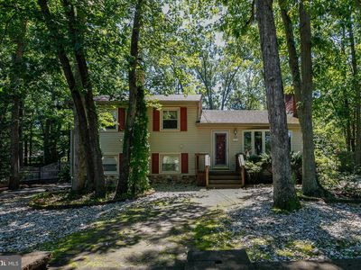 Property at 65 Cutchogue Trl, Medford Lakes, NJ