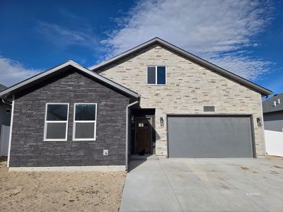 2703 Quartz Dr