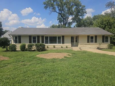 306 College Hts