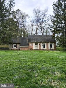372 Burnt House Rd