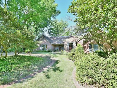 7281 Stillwater Dr