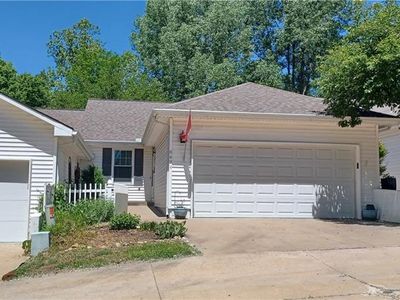 8424 N Park Ct