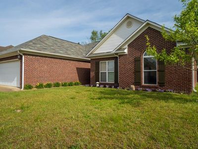109 Cross Creek Dr