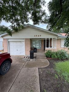 1737 Alta Vista St