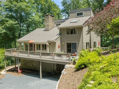 221 White Oak Trail