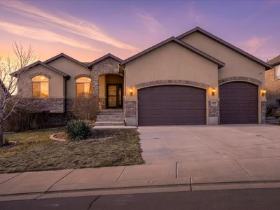 9021 N Clubhouse Ln W