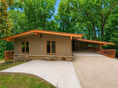 17 Wentworth Dr