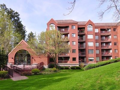 221 E Rockwood Blvd