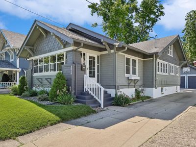 3216 Woodland Ave