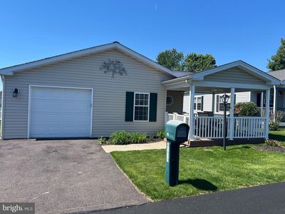 105 Lilac Pl