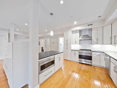 24 Rawson St #2