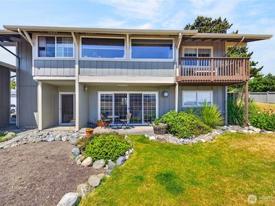 1710 SKYLINE Way #101