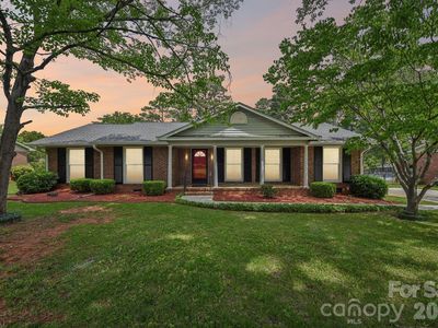 1019 Christopher Cir