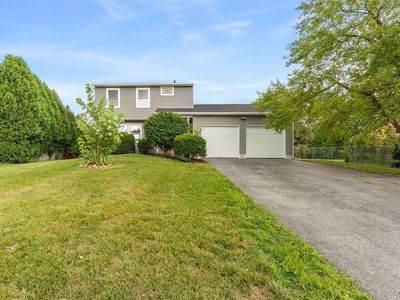8415 Lace Bark Ln