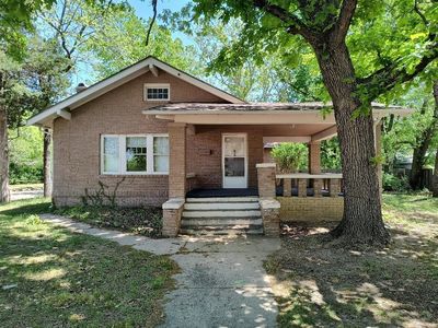 1450 N Fairmount Ave