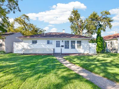 1242 W 1st Pl