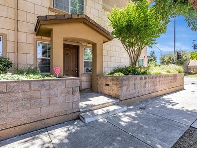 88 N Jackson Ave UNIT 105