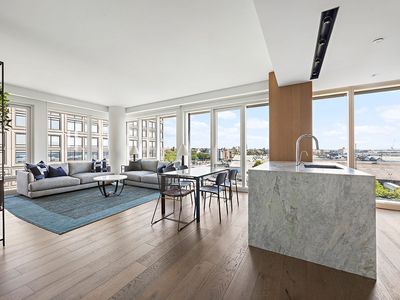 50 Bridge Park Dr #7D