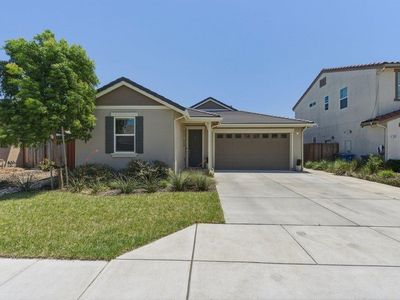 914 Fulton Way