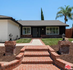 8334 Denise Ln