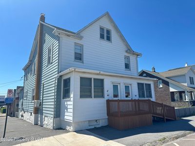 400 S Poplar St