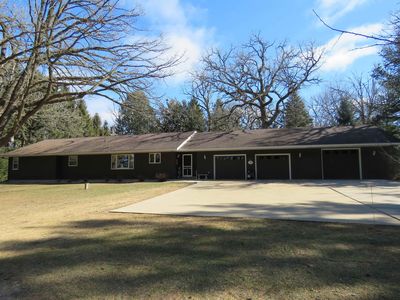 N8582 Pine Rd
