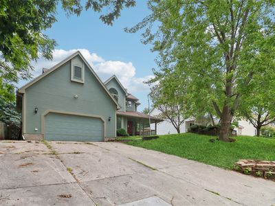 Property at 467 Edgewood Ln, Pleasant Hill, IA