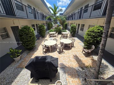 415 NE 2nd St APT 217